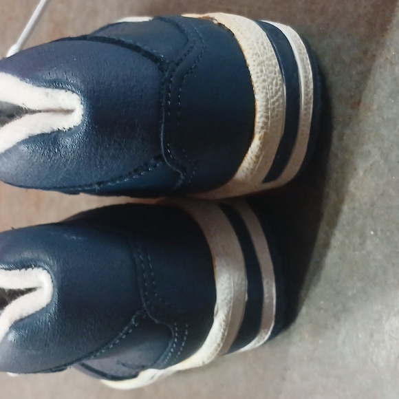 Adidas Taurus toddler - Picture 8 of 11